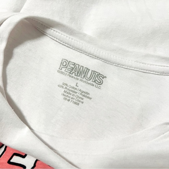 Peanuts Juniors' Large White EUC Snoopy “Joe Cool” Graphic T-Shirt Casual - Picture 4 of 4